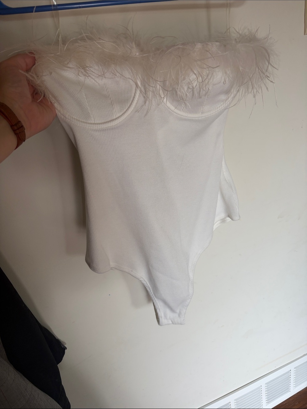 White ‘Entro’ Strapless Feathered Bodysuit Large